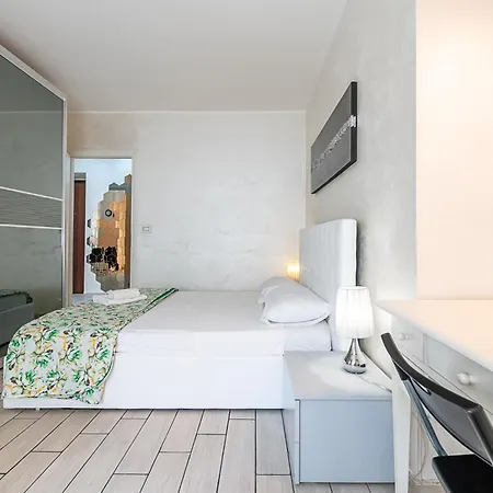 Lägenhet Camerana Prestige Porta Nuova